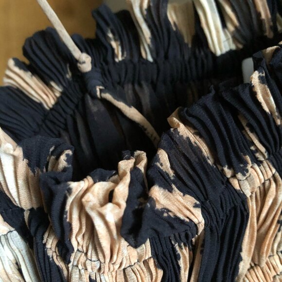 GANNI - Pleated Georgette Crop Top - Maxi Leopard - Picture 6 of 10